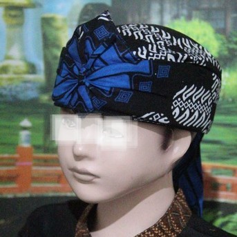 Blangkon Sunda Biru Batik Totopong Udeng Tradisional Anak dan Dewasa