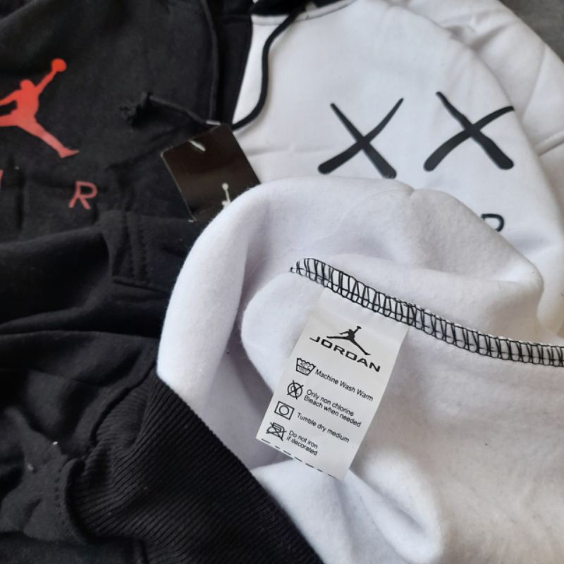 SWEATER HOODIE JORDAN XX KAWS PREMIUM HITAM PUTIH AUTHENTIC