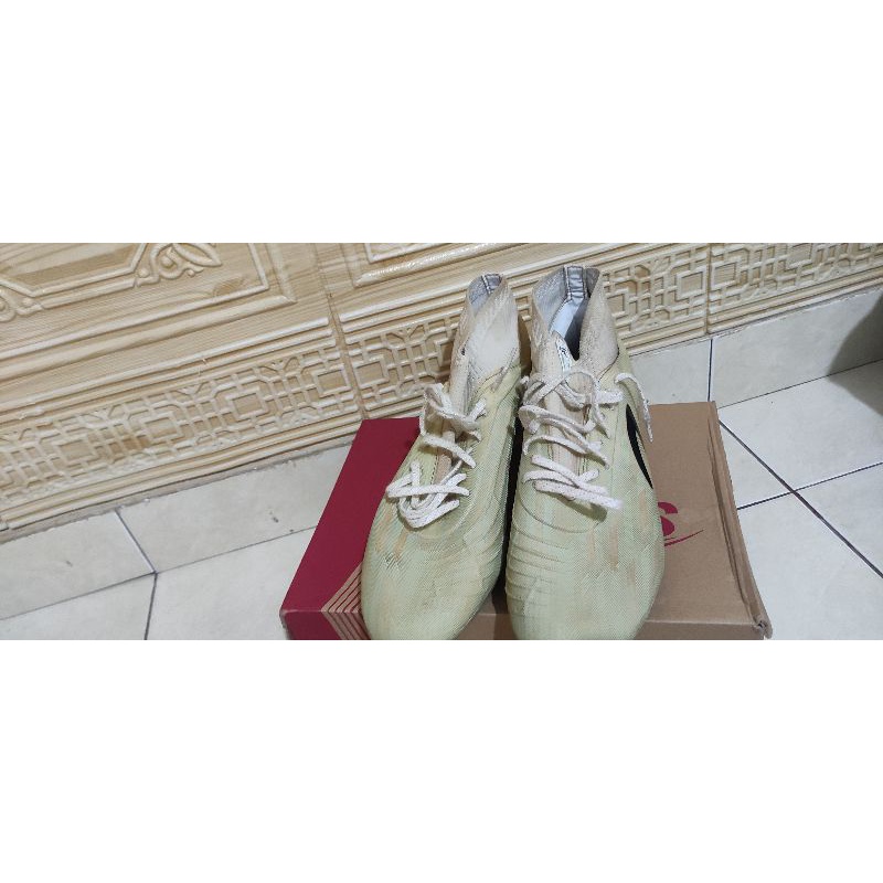 Sepatu bola specs accelerator lightspeed II elite MX FG size 44