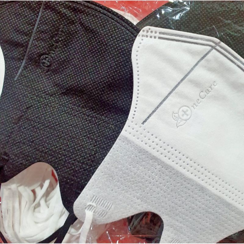 Masker Duckbill Premium ONECARE EMBOS 4ply tebal tali pipih Warna Hitam dan Putih  isi 50pcs+BOX