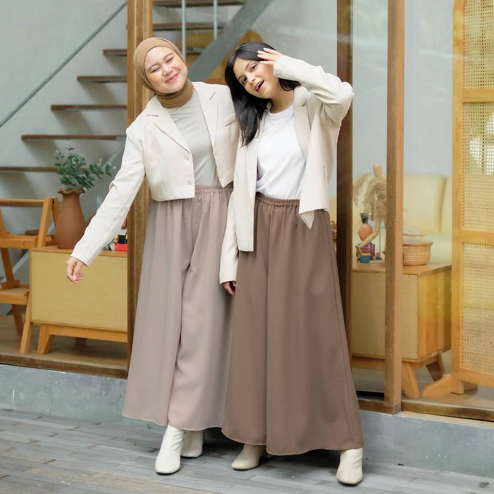 PALING DIMINATI Ivy Wide Pants by Rokgaliya | kulot lebar | celana kulot