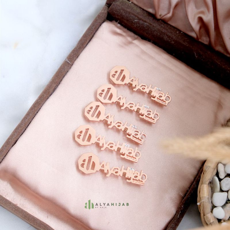 ALYA BROOCH BY ALYA HIJAB BY NAJA, BROSS ALYA HIJAB BY NAJA