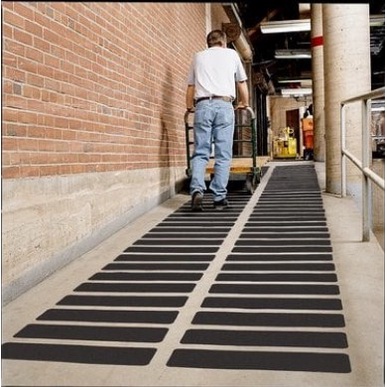 3M Safety Walk / Stiker Anti Slip 610 Black 24 inch x 18mtr