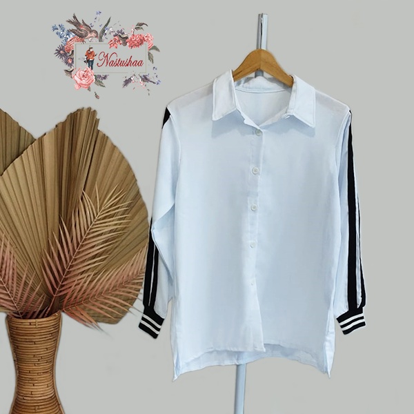 KEMEJA RIBS FORMAL TRENDY WANITA WARNA PUTIH LIST HITAM LENGAN PANJANG BAHAN WOLLYCREPE LENGAN KARET TOP WANITA FULL KANCING BUSUI FRIENDLY