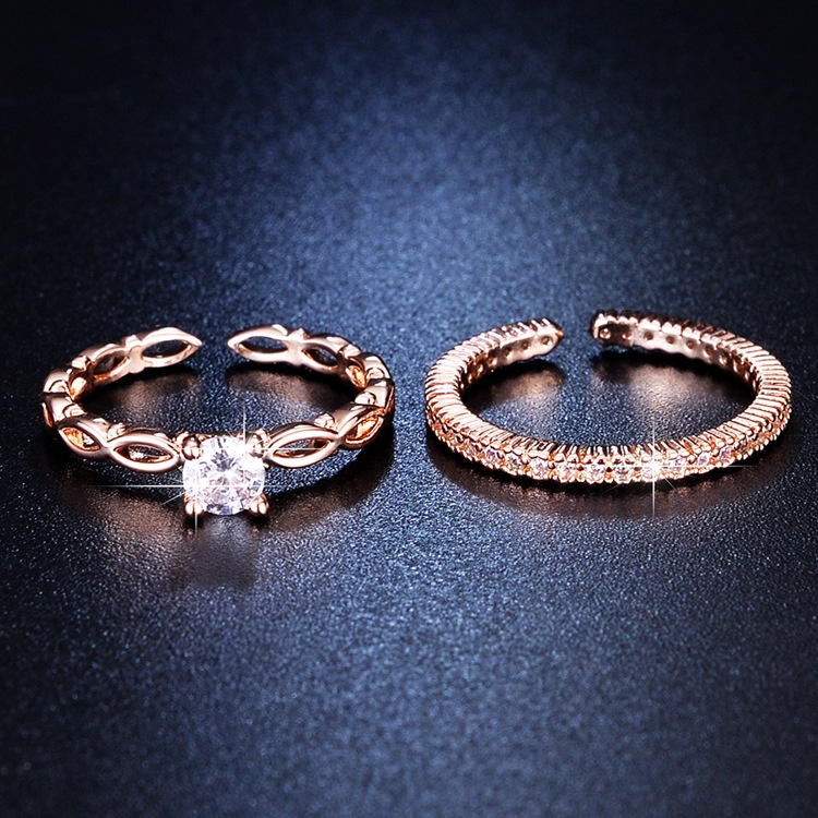 Perhiasan Kamar Mawar Adalah Dalam Stok Rasa Senior Empat Cakar Cincin Baris Berlian Tunggal Kombinasi Set Cincin Fashion Sederhana Zirkon Mikro Inset Jari Tengah Pembukaan Cincin Perempuan