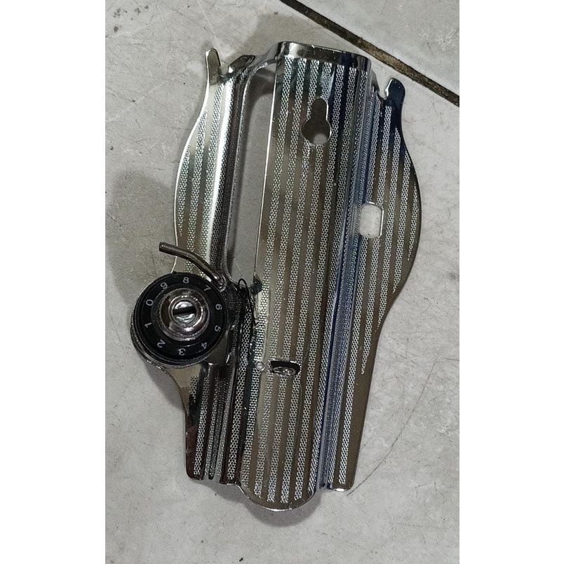 P/N 90-1 Tutup Muka Singer Mesin Jahit Hitam Atau Klasik