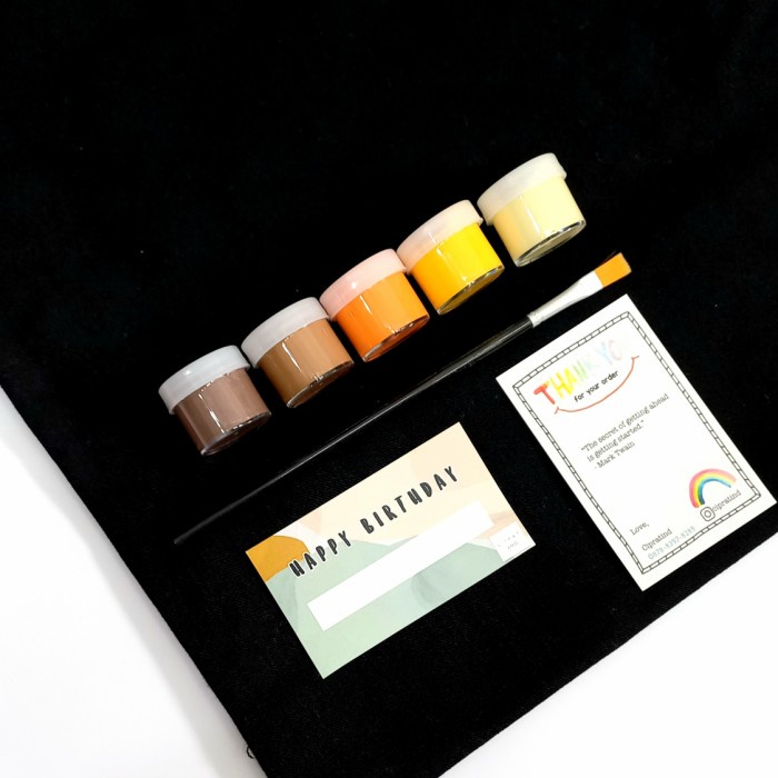 

DISKON SHOPEE/ BLACK TOTE BAG PAINTING KIT PREMIUM BY CIPRATIND MELUKIS TAS MEWARNAI - MEMPHIS