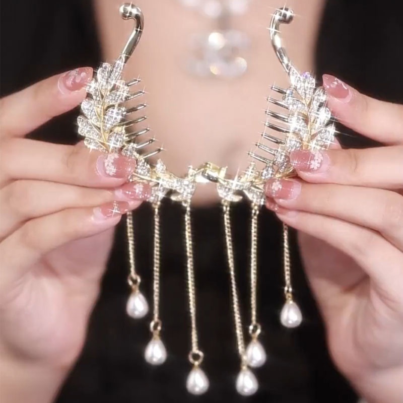 Ins Gaya Berlian Imitasi Rumbai Rambut Cakar Sanggul Hair Clip Hiasan Rambut Pengantin Wanita Elegan Ponytail Holder Hairpin Shiny Ponytail Hair Claw Gadis Fashion Mutiara Berlian Imitasi Jepit