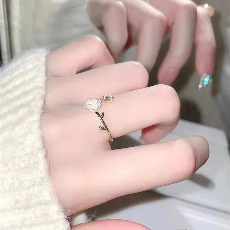 Fashion Cincin Pembukaan Bunga Camelia Bahan Alloy Baru Untuk Wanita