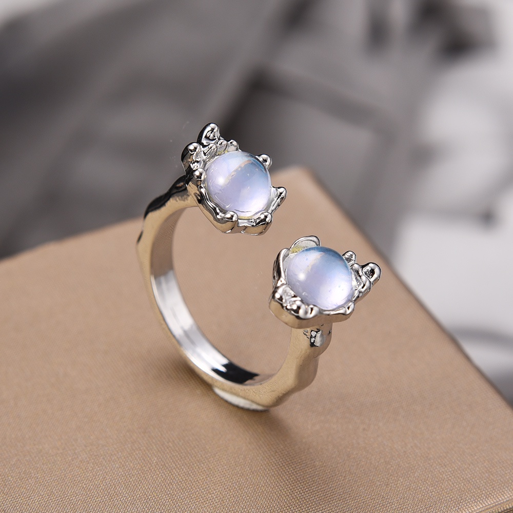 Ladies Fashion Perhiasan Indah Hadiah Pesta Cincin Wanita Pernikahan Pasangan Cincin Bertatahkan Zirkon Dapat Disesuaikan Terbuka Elegan Logam Moonstone Jari Cincin