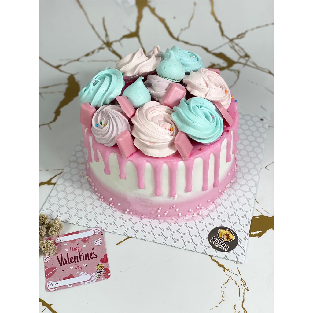 

Cake Edisi Valentine Wedding Birthday Cake Imlek Lebaran Hari Ibu Kue Ulang Tahun Murah Meriah Enak Ready Surabaya Sidoarjo uk 16cm