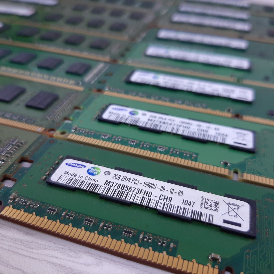 Memori Ram pc ddr3 2gb pc10600/pc 8500