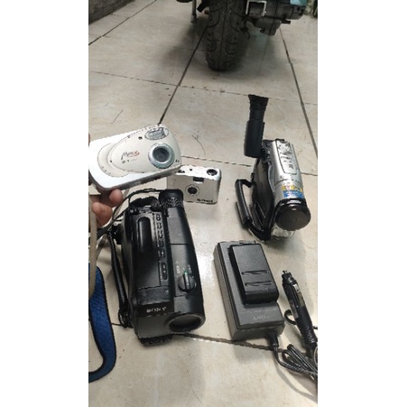 Camera handycam digital analog sony jvc bekas second bukan kamera canon