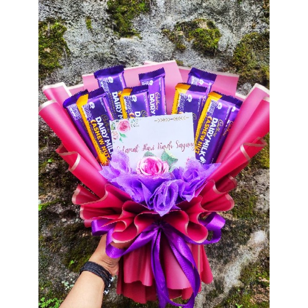 BUKET CADBURY COKLAT VALENTINE 58GR 9PCS FREE GIFTCARD BISA CUSTOM BUKET ISTIMEWA