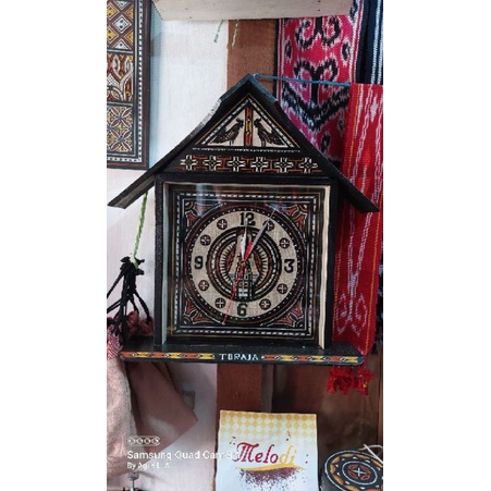 Jam dinding khas Toraja (ukuran besar)