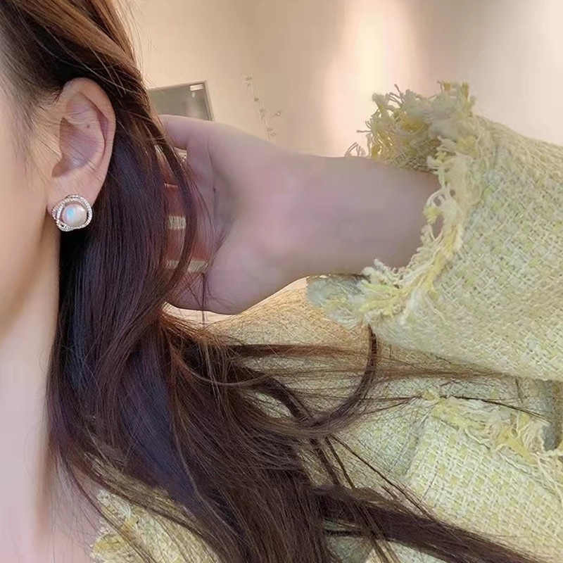 Anting Tusuk Emas Mewah Untuk Wanita Mutiara Kristal Spiral Earring Fashion Aksesoris Perhiasan