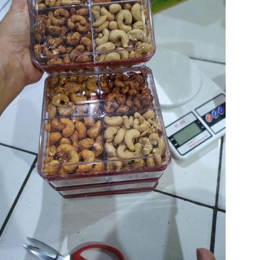 

☝ Mede sekat 4 ☜