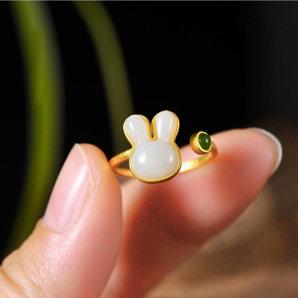Mxbeauty Wanita Cincin Elegan Kartun Halus Terbuka Cincin Niche Desain Kelinci Berlapis Emas Imitasi Hetian Jade Vintage Ring