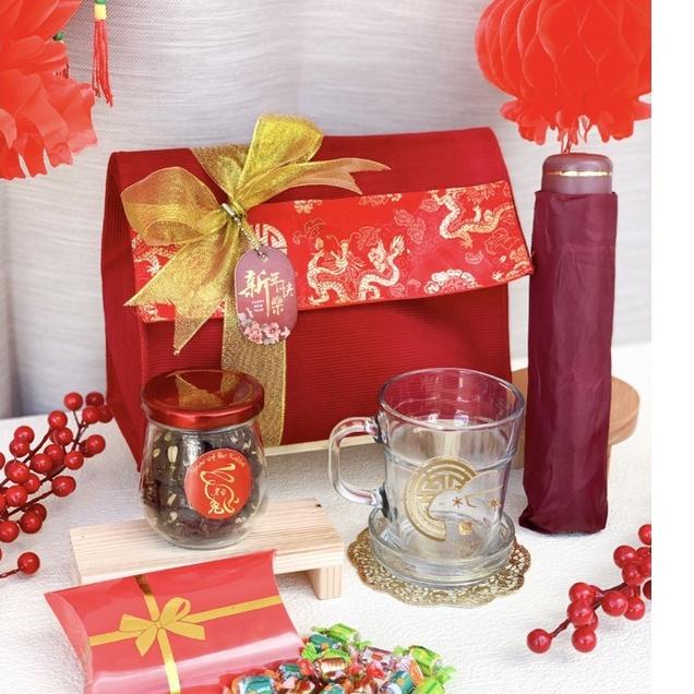 

➯ Hampers imlek//SHANGHAI A/Chinese new year hampers ☺