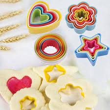 CETAKAN KUE COOKIE CUTTER 5 SIZE PLASTIK CETAKAN BULAT LOVE BINTANG BUNGA ORANG XMAS TREE ORANG HATI