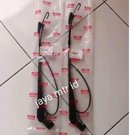 wiper arm arm wiper Isuzu Elf NHR 55 NKR 66 NKR71 harga satuan