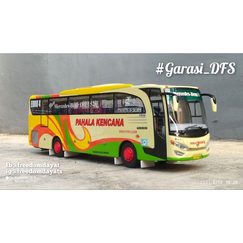 Miniatur Bis PAHALA KENCANA JetBus2 HD