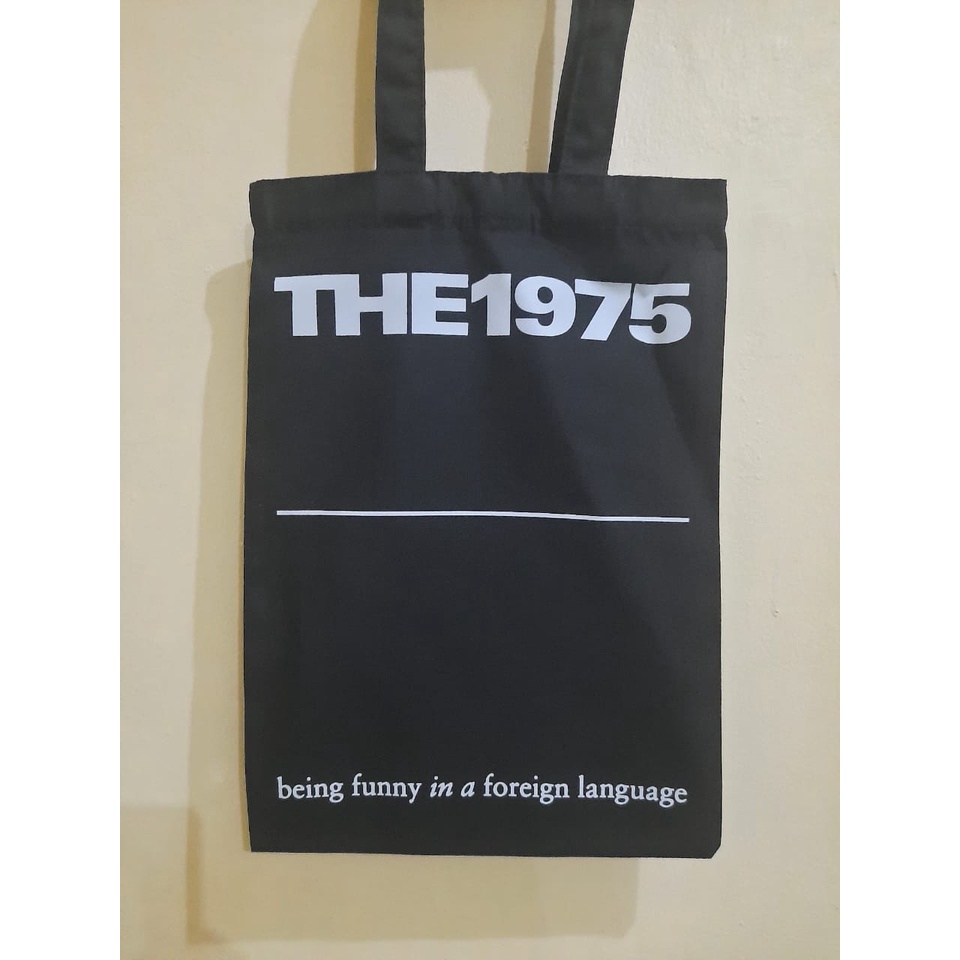 TOTE BAG HITAM - 1975 A