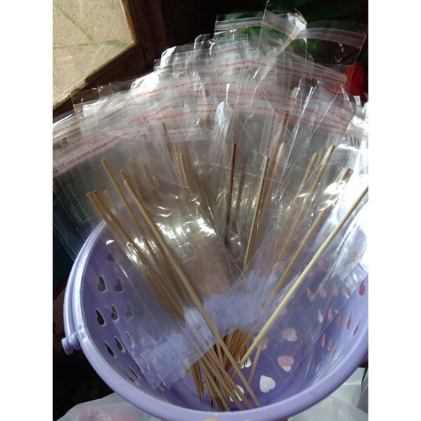 Plastik uang tambahan