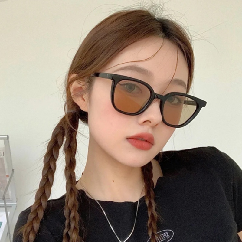 Papaozhu Trendy Lensa Coklat Bingkai Persegi Kacamata Hitam Untuk Wanita Pria Aesthetic Shades Outdoor Fashion Driving Eyewear Sunnies Eyeglasses OOTD Ornaments