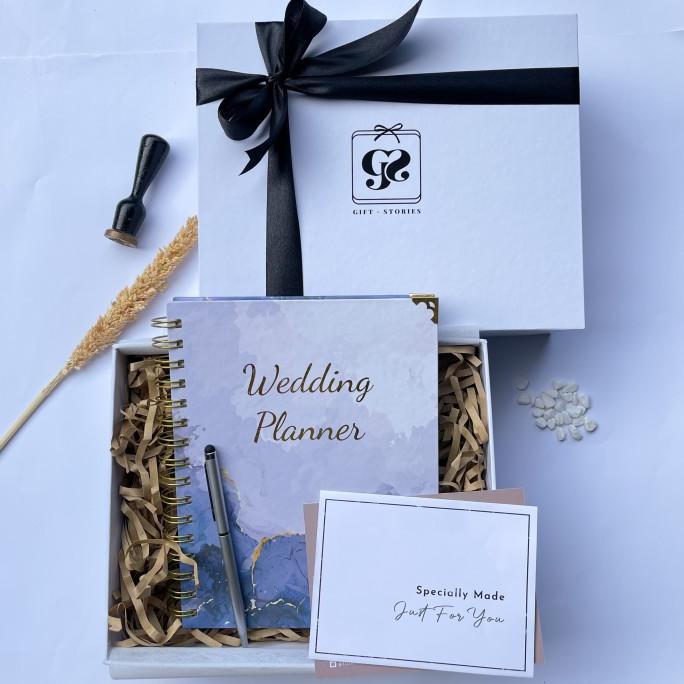

Wedding Planner / Kado Unik / Planner Book / Catatan Pernikahan