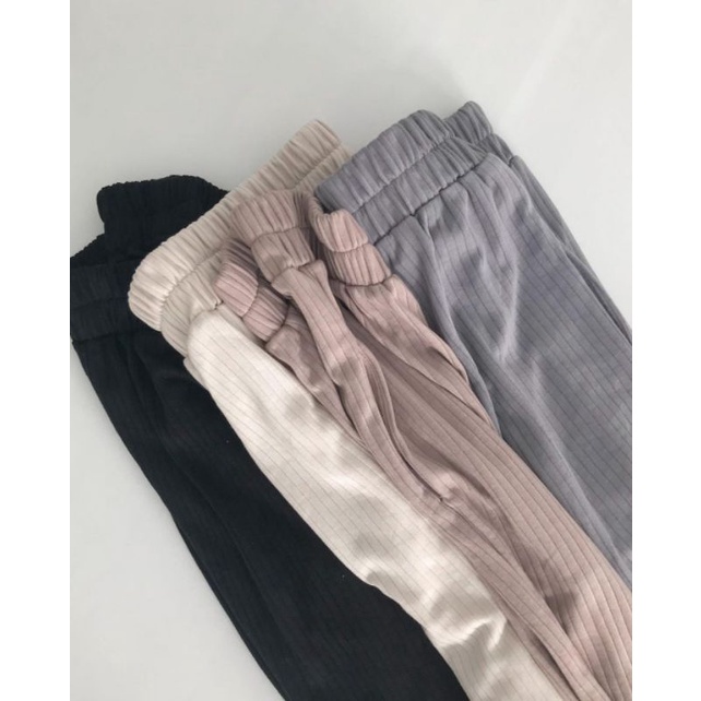 Celana Kulot Murah Kulot Knit Premium - Long Cullote Meera Pants - Korean Loose Pants Trousers Wanita - Loungewear - Celana Kulot Jumbo - Kulot Highwaist - Kulot Jumbo - Kulot Murah - Kulot Murah - Celana Panjang Wanita - Fashion Style