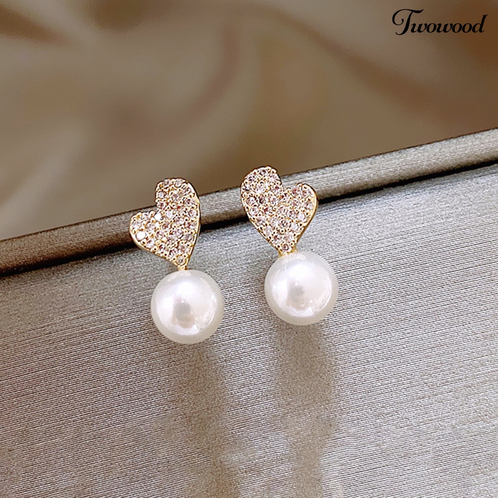 Twowood 1pasang Ear Studs Dainty Elegan Gaya Perancis Temperamen Retro Hadiah Mini High Gloss Mutiara Imitasi Cinta Hati Wanita Anting Perhiasan Aksesoris