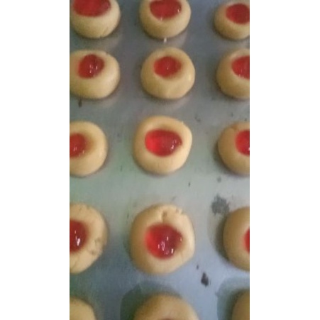 

thumbprint strawberry/thumbprint matcha