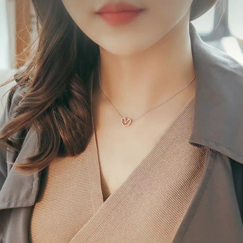 Kalung Rantai Klavikula Bentuk Hati | Kalung Rantai Dengan Liontin Hati Hollow Untuk Wanita | Aksesoris Bahan Stainless Steel Untuk Wanita