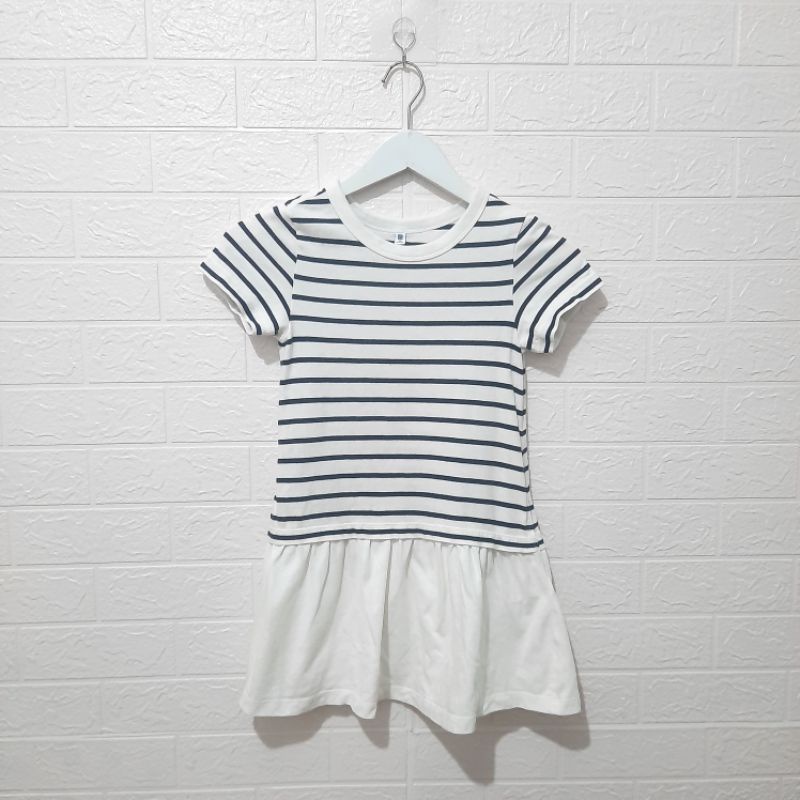 Dress Anak Uniqlo Salur Hitam Putih