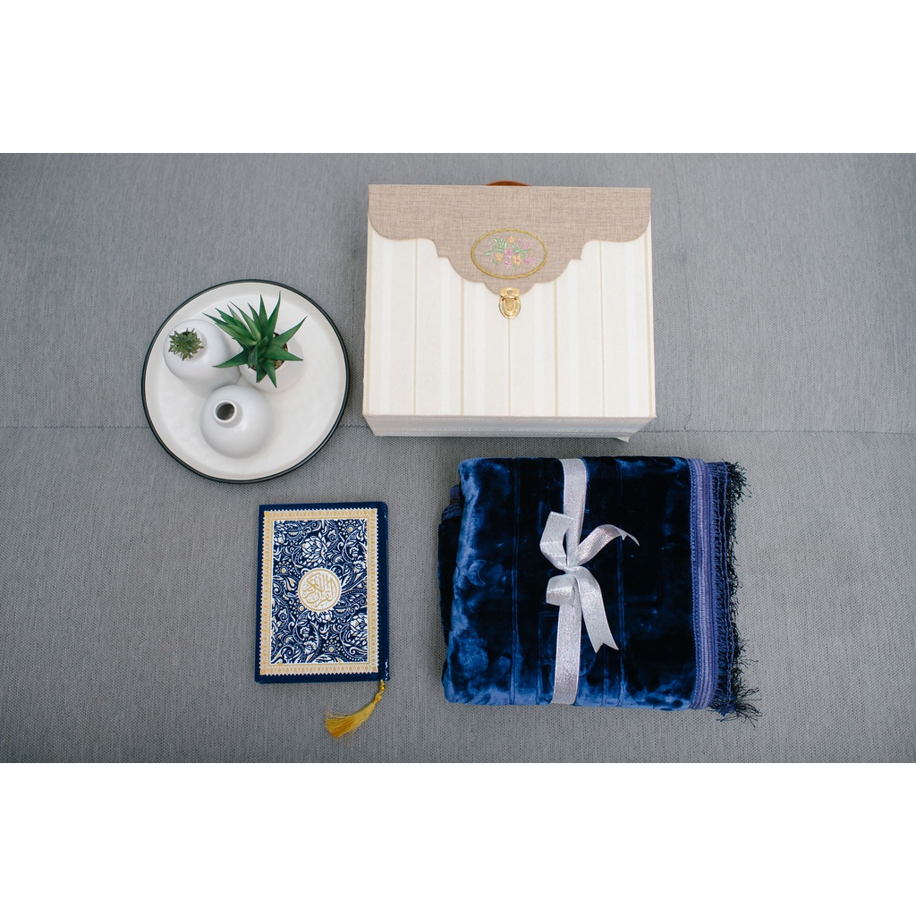 

KOTAK CREAM JINJINGAN COKLAT - H 39