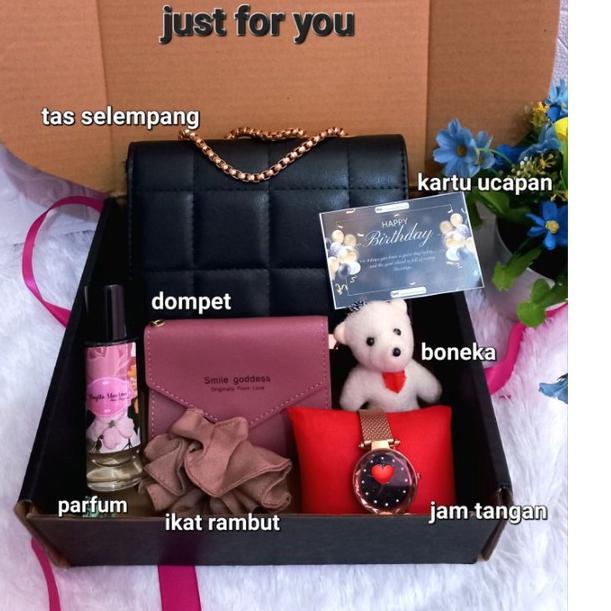 

New! hampers box cewek isi tas lengkap black series/kado pernikahan/kado ultah cewek