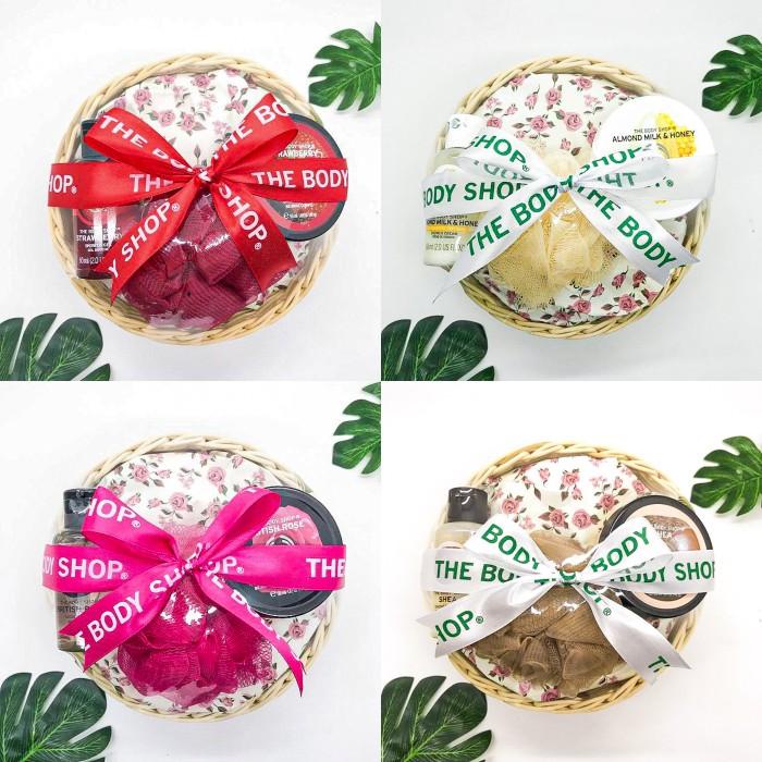 

Hampers/Kado/Gift Set The Body Shop Hemat Lebaran Free Kartu Paperbag 041