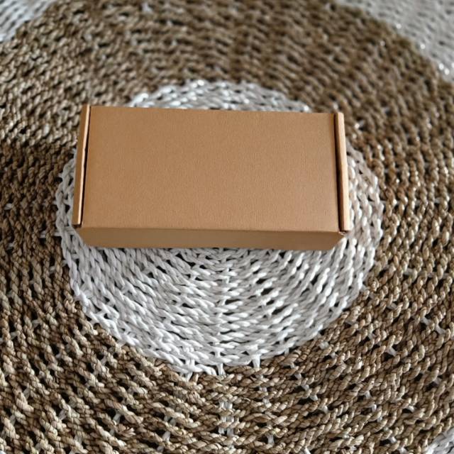

Box Brownis 22x10x4,5 LS | Box Donat | Dus Souvenir | Kotak Baju | Hampers| Zigma Pack