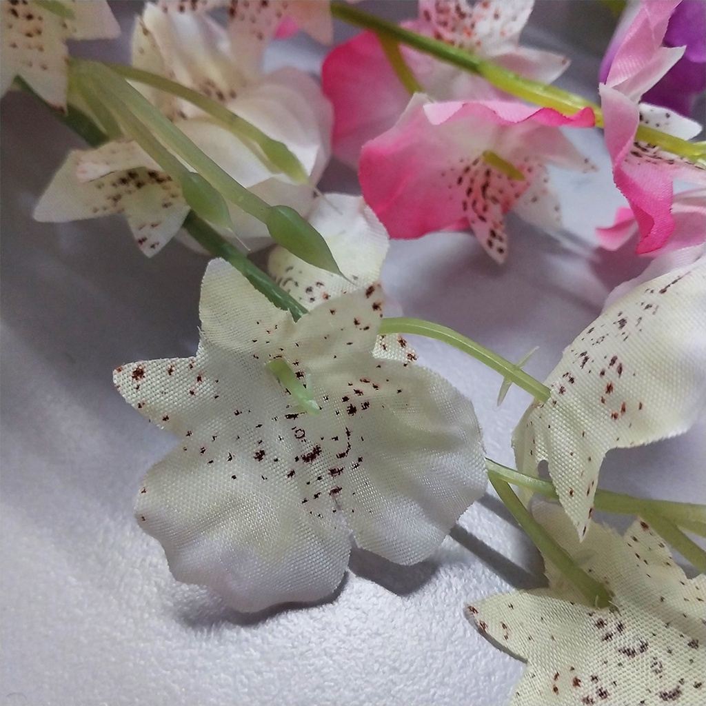 Bunga Orchid Hias Tangkai Buket Plastik Ornamen Pajangan Hiasan Dekorasi Ruangan Artificial Flower Satu7an PBP152