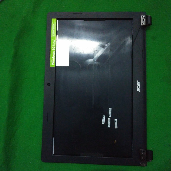 Casing Kesing Case Atas Laptop Acer Z1401