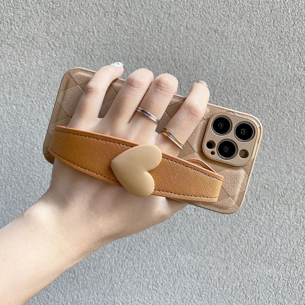 IPHONE Lingge Love Wrist Strap Desain Phone Case Kompatibel Dengan Iphone12 13 14 11 Pro Max X Xs Max Xr Nggfh