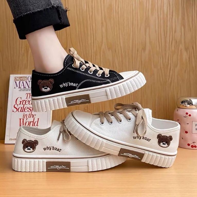 Big Sale Sepatu Sneakers Wanita Bordir WHY-Bear WHY-01