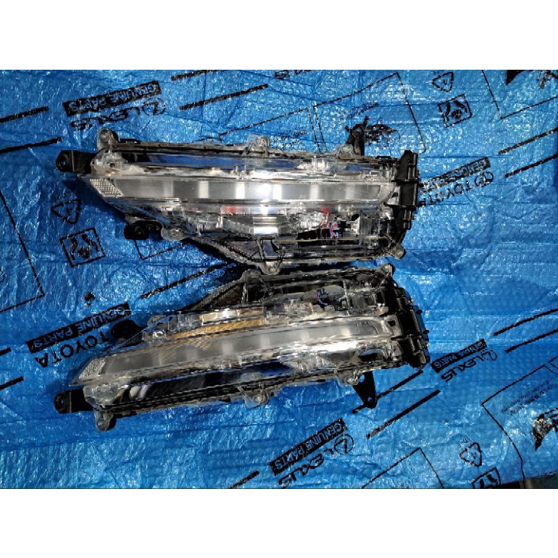 lampu sein drl led fortuner vrz trd 2020-2022