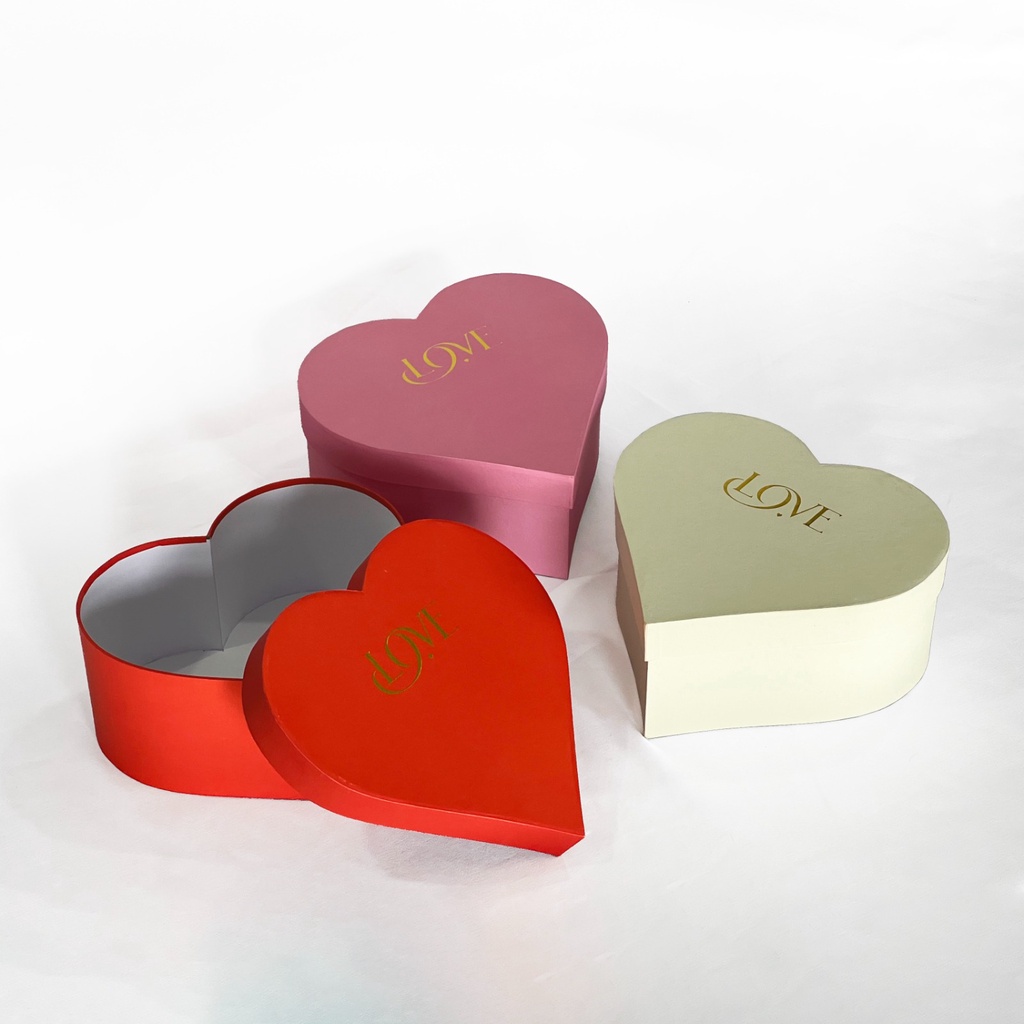 Gift Box Love Kotak Box Bunga Bentuk Hati Kotak Kado Bloom Box Flower Love  - Diameter 21 x 18,5 Tinggi 10 cm