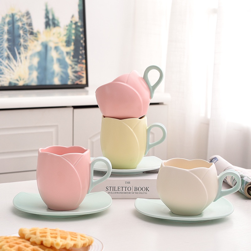 Coffee Cup Bunga Tulip Retro Tulip Gelas Cup Flower Mug Afternoon Tea Ceramic Cup and Saucer Set