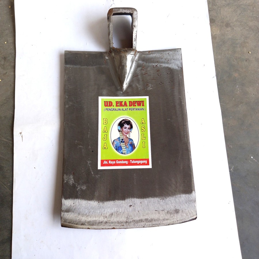Cangkul Pacul Ombo Lebar Baja Asli Model Jawa Timuran Eka Dewi.