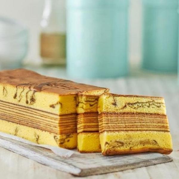 

Terbaru |BMH|2in1 Cake Kue Lapis Surabaya/Spikoe Lapis Legit Moist dengan Resep Kuno Asli