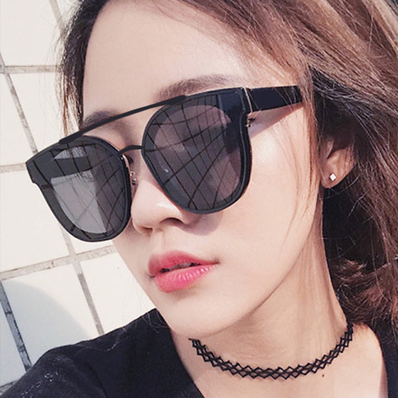 (YUZHU) Baru Bergaya Transparan Putaran Bingkai Kerai Kacamata Hitam Vintage Fashion Double Beam UV Protection Sunglasses