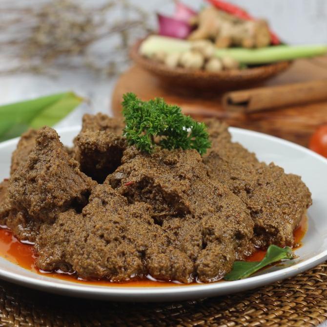 

[Terbaru] Rendang Sapi (Basah) Restu Mande Rendang Spicy / Pedas 300gr TERLARIS